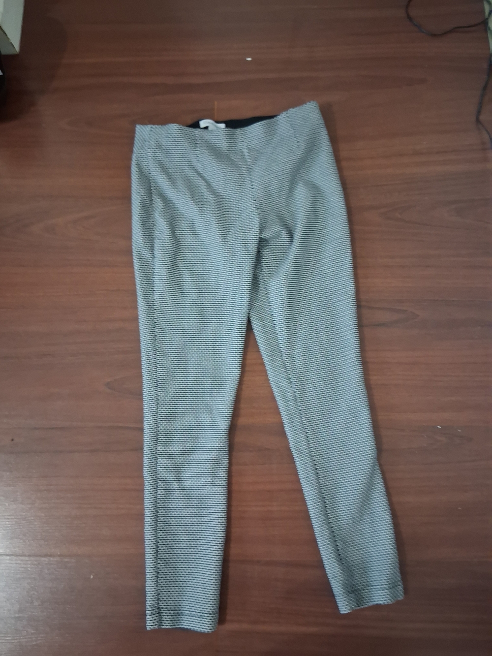 Calvin Klein Black & White Cropped Ankle Pants